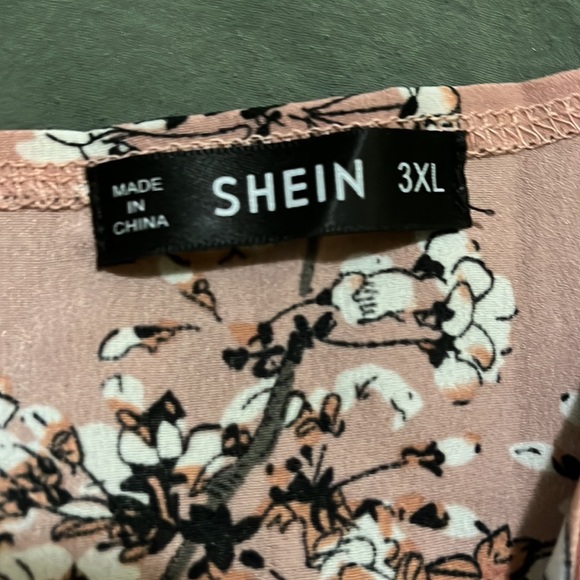 Floral 2 piece set pink since 3xl - Picture 2 of 3